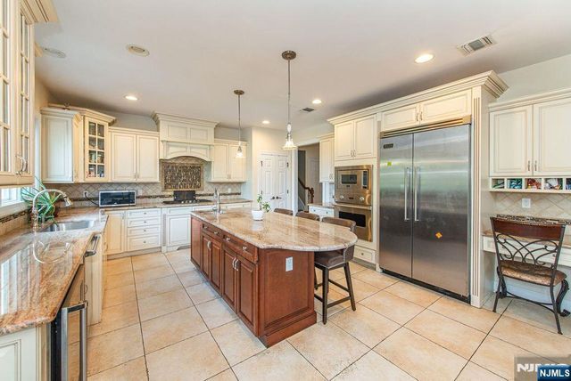 68 Eileen, Cedar Grove, NJ 07009