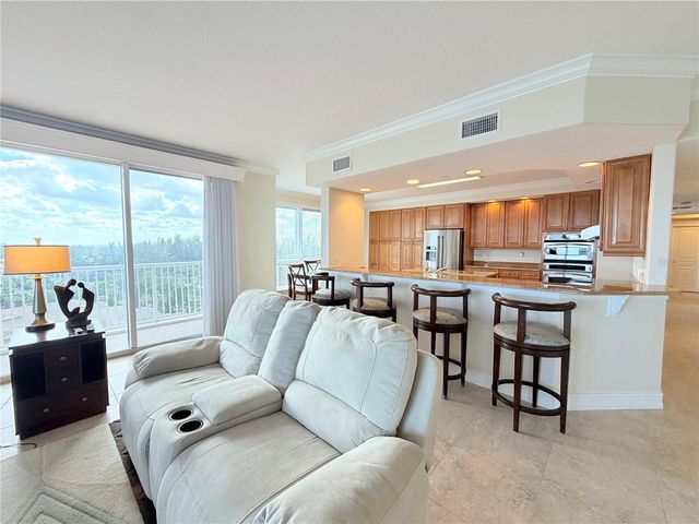 4180 N HIGHWAY A1A 805, Hutchinson Island, FL 34949