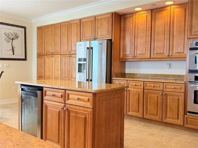 4180 N HIGHWAY A1A 805, Hutchinson Island, FL 34949