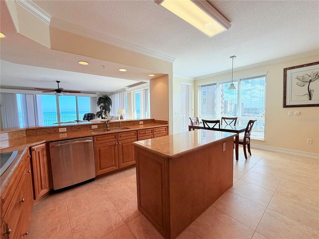 4180 N HIGHWAY A1A 805, Hutchinson Island, FL 34949