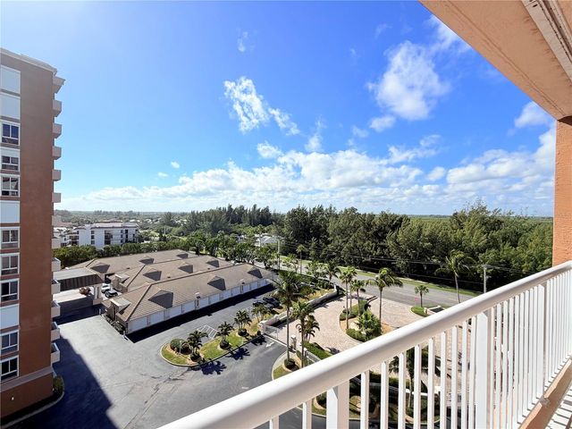 4180 N HIGHWAY A1A 805, Hutchinson Island, FL 34949