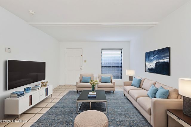 701 S College Road, Lafayette, LA 70503