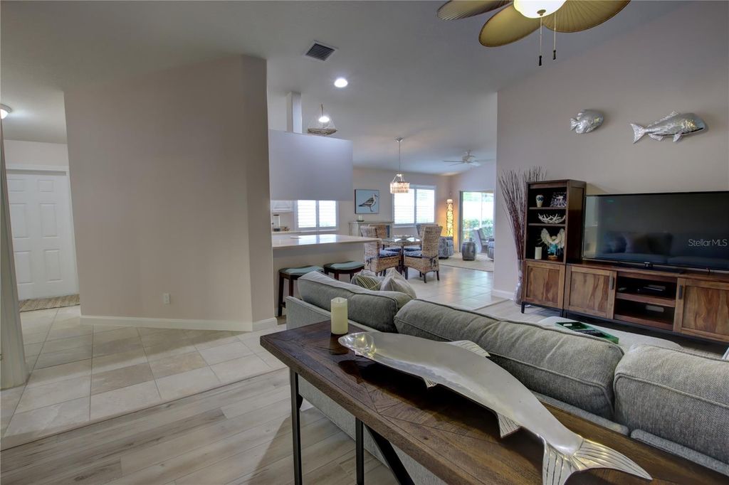 Image 12 of property listing at 11801 FAN TAIL LANE, Orlando, FL 32827