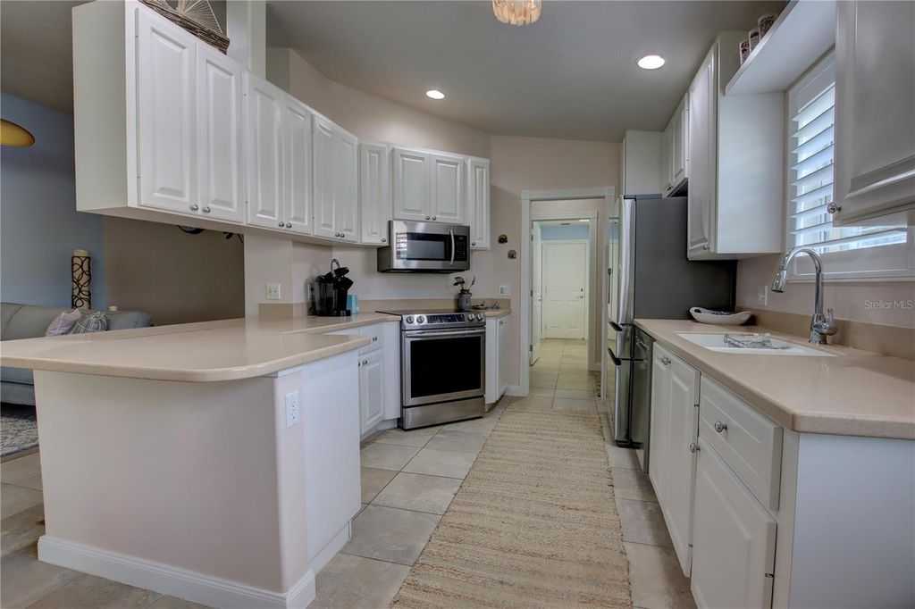 Image 16 of property listing at 11801 FAN TAIL LANE, Orlando, FL 32827