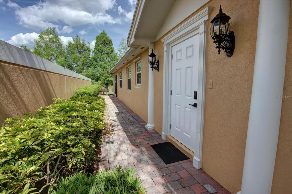 Image 3 of property listing at 11801 FAN TAIL LANE, Orlando, FL 32827