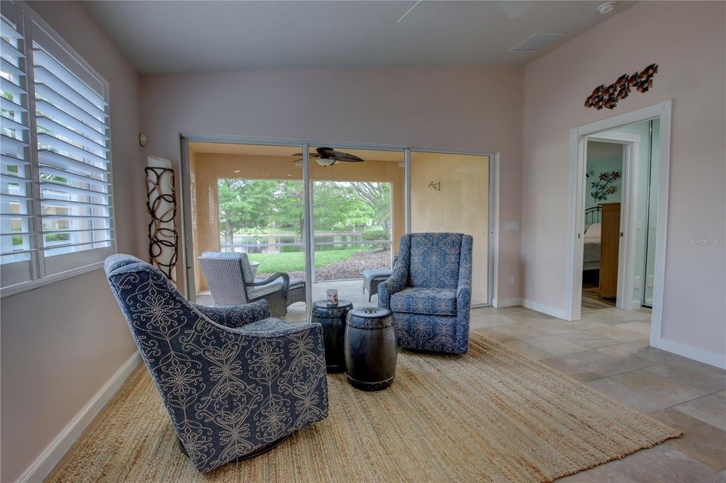 Image 23 of property listing at 11801 FAN TAIL LANE, Orlando, FL 32827