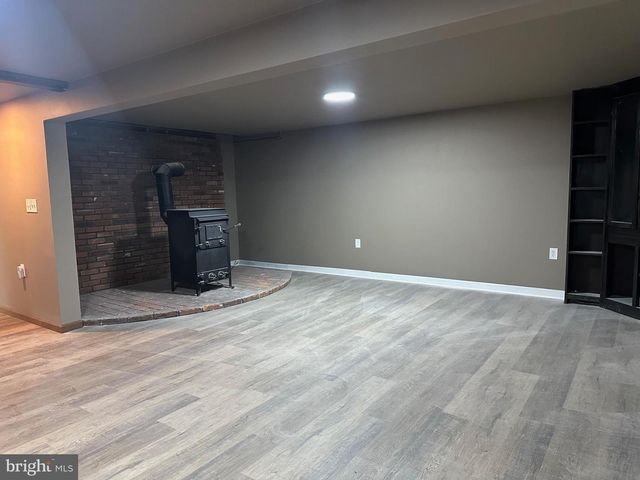 2562 LONG, Lebanon, PA 17046