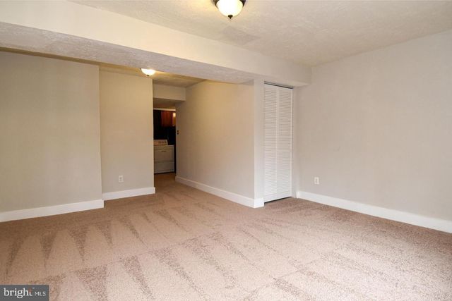 1652 THENIA PL, Woodbridge, VA 22192