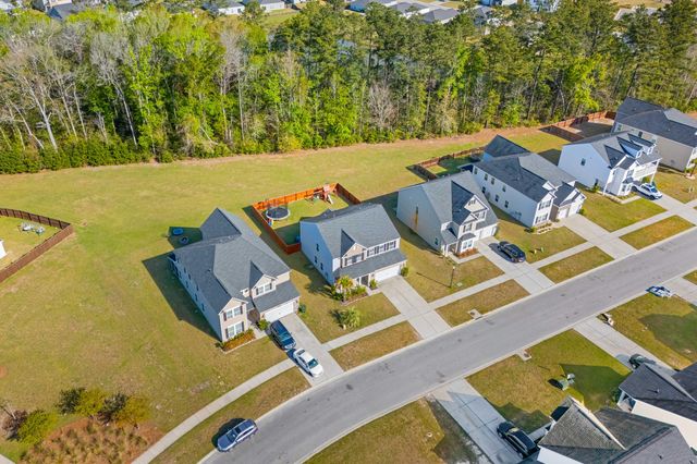 511 Singing Bush Avenue, Summerville, SC 29486