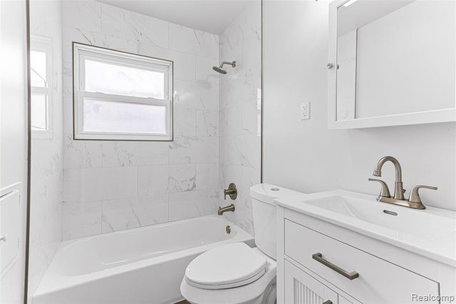 7884 Pardee Road, Taylor, MI 48180