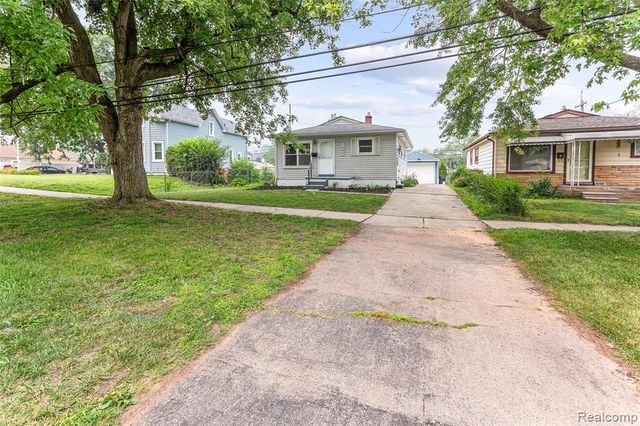 7884 Pardee Road, Taylor, MI 48180