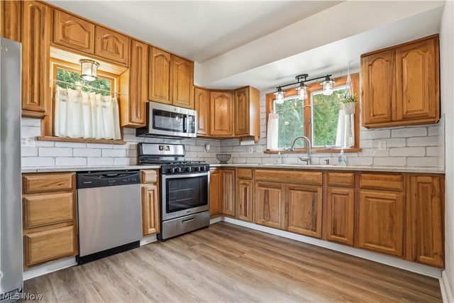 26571 Sprague Road, Columbia Station, OH 44028