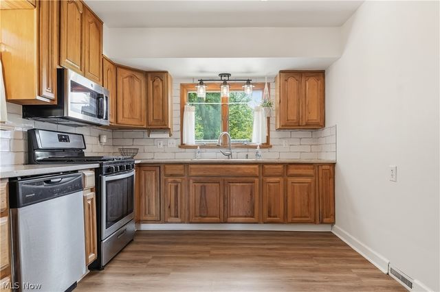 26571 Sprague Road, Columbia Station, OH 44028