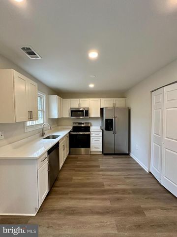 6101 HIL MAR DR, District Heights, MD 20747