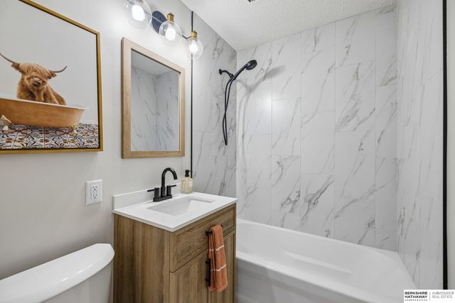 1544 Burnham Street, Lincoln, NE 68502