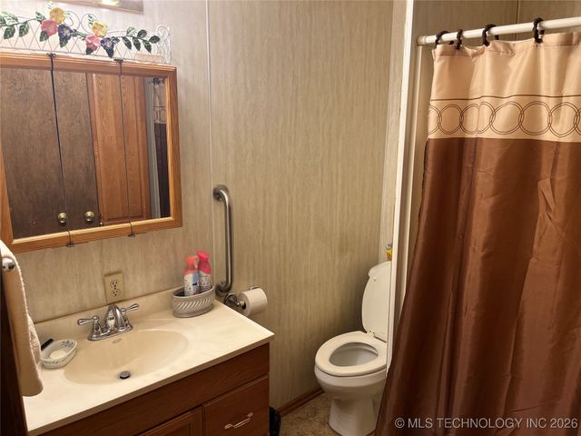 449315 Hwy 100, Vian, OK 74962