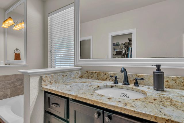 100 Decoy Ln, Hallsville, TX 75650