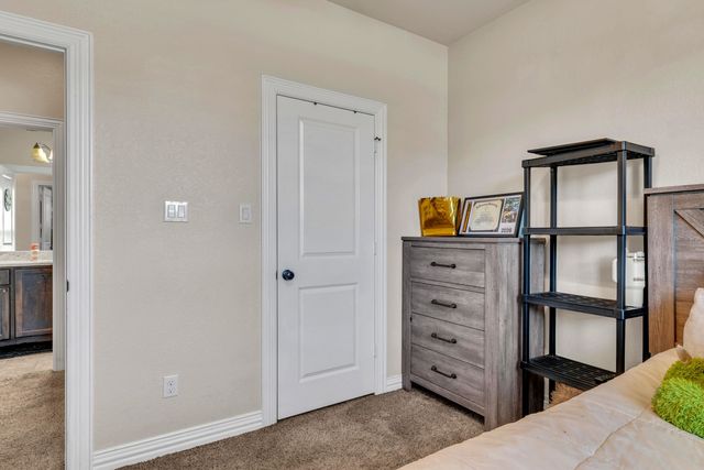 100 Decoy Ln, Hallsville, TX 75650