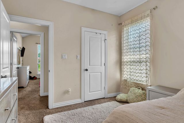 100 Decoy Ln, Hallsville, TX 75650