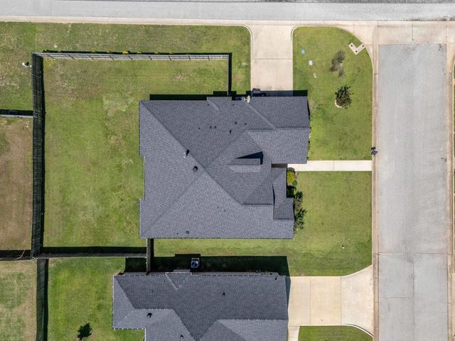 100 Decoy Ln, Hallsville, TX 75650