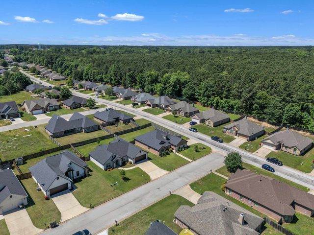 100 Decoy Ln, Hallsville, TX 75650