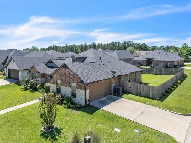 100 Decoy Ln, Hallsville, TX 75650