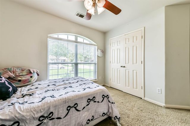 10510 Eagle Rock Court, La Porte, TX 77571