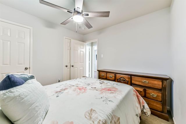 10510 Eagle Rock Court, La Porte, TX 77571