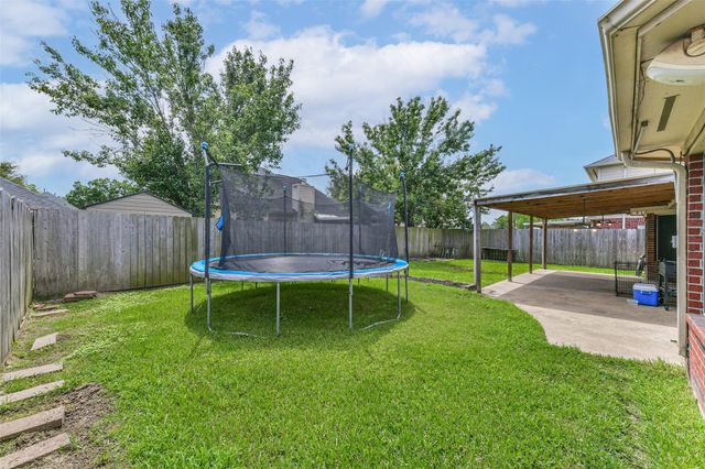 10510 Eagle Rock Court, La Porte, TX 77571