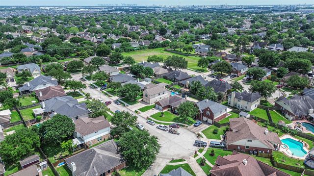 10510 Eagle Rock Court, La Porte, TX 77571