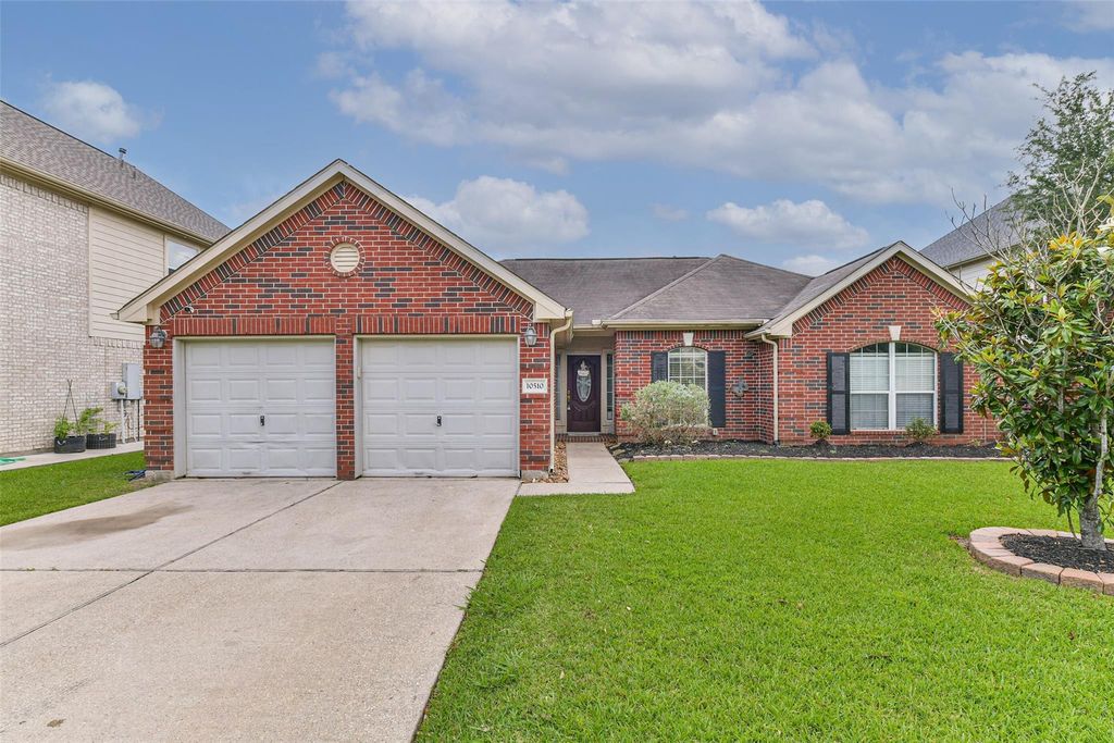 10510 Eagle Rock Court, La Porte, TX 77571