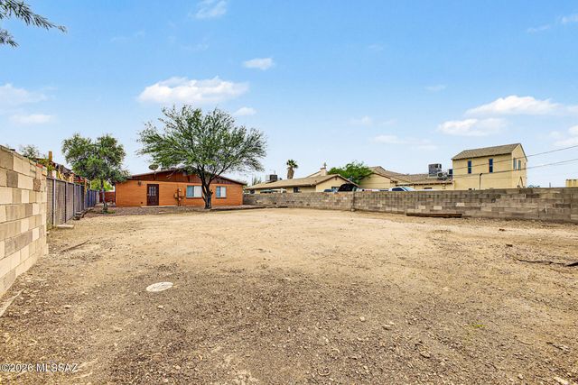 1037 E 30th Street, Tucson, AZ 85713