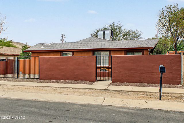 1037 E 30th Street, Tucson, AZ 85713