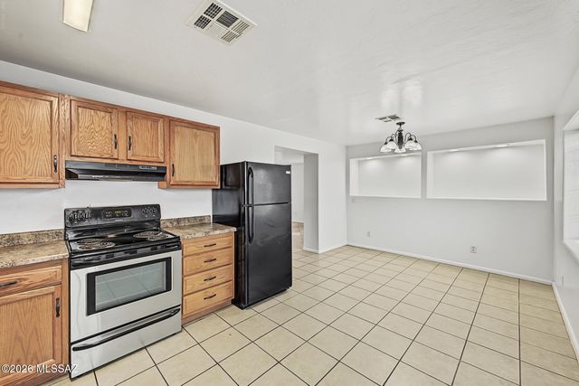 1037 E 30th Street, Tucson, AZ 85713