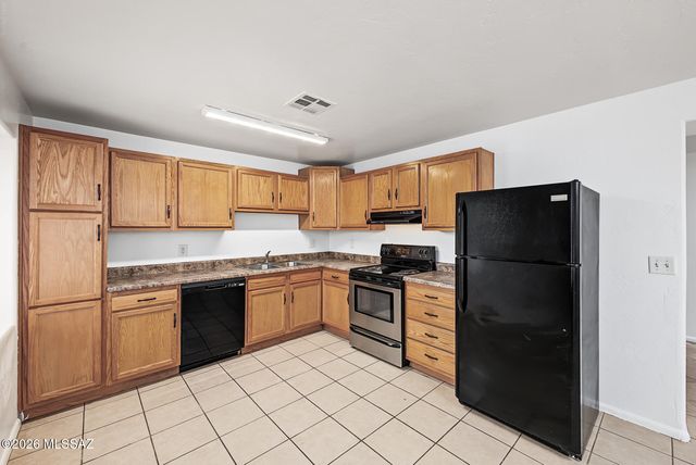 1037 E 30th Street, Tucson, AZ 85713