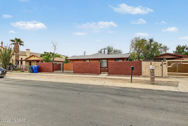 1037 E 30th Street, Tucson, AZ 85713