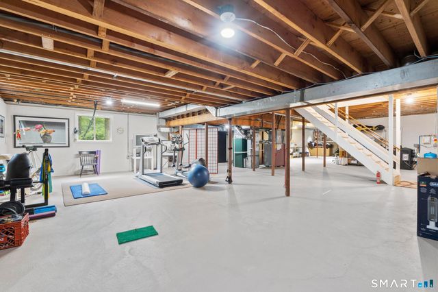 20 Wicks End Lane, Wilton, CT 06897