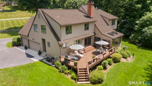 20 Wicks End Lane, Wilton, CT 06897