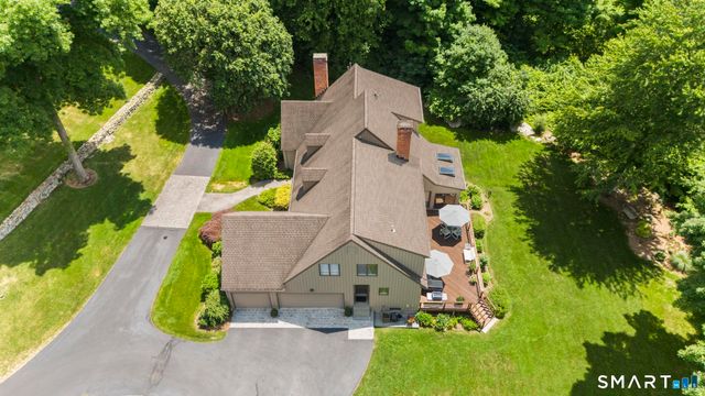 20 Wicks End Lane, Wilton, CT 06897