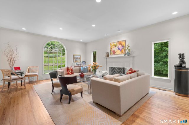 20 Wicks End Lane, Wilton, CT 06897