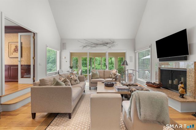 20 Wicks End Lane, Wilton, CT 06897