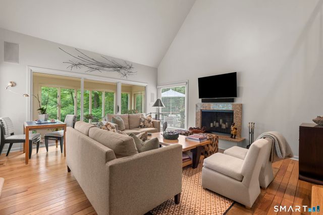 20 Wicks End Lane, Wilton, CT 06897