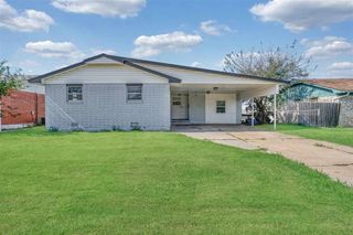 1510 NW 49th St, Lawton, OK 73505