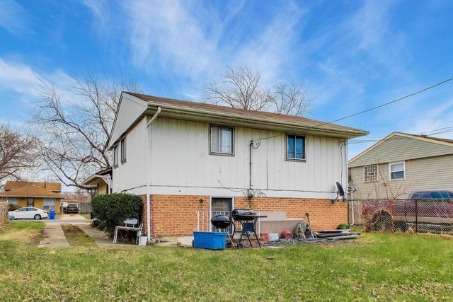 11746 S Racine Avenue, Chicago, IL 60643