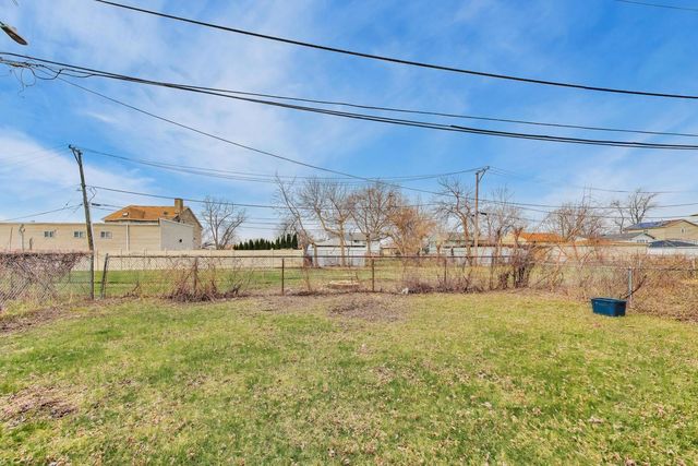 11746 S Racine Avenue, Chicago, IL 60643