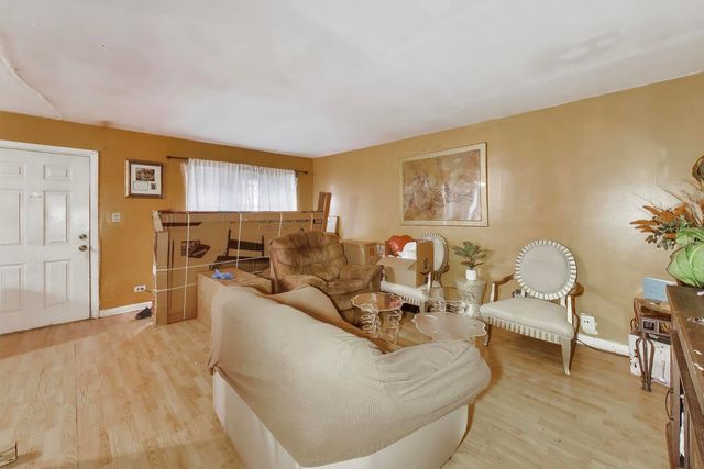 11746 S Racine Avenue, Chicago, IL 60643