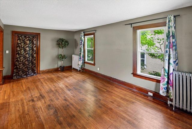 1340 Upton Avenue N, Minneapolis, MN 55411
