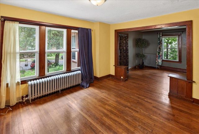 1340 Upton Avenue N, Minneapolis, MN 55411