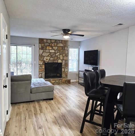 8291 Golf Ridge Drive, Charlotte, NC 28277