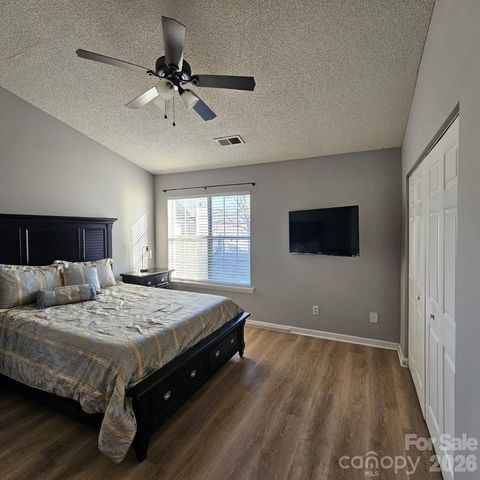 8291 Golf Ridge Drive, Charlotte, NC 28277